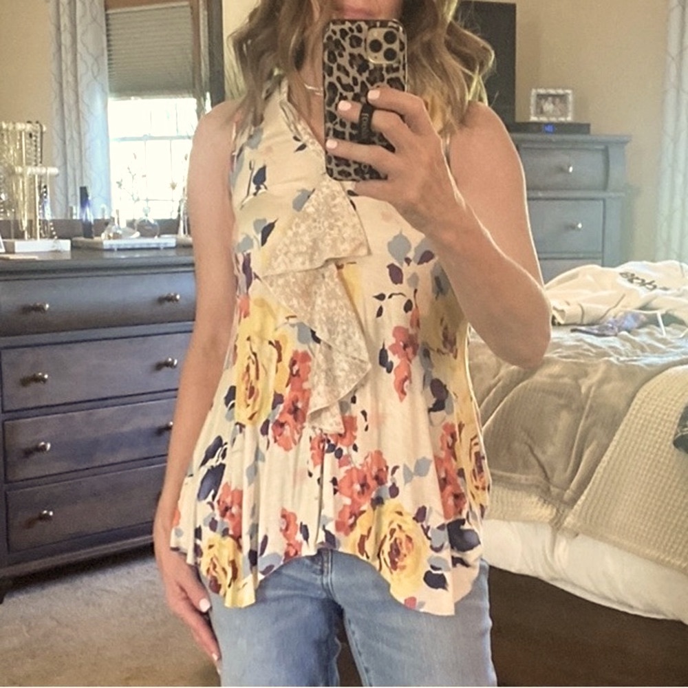Anthropologie floral tunic size XS